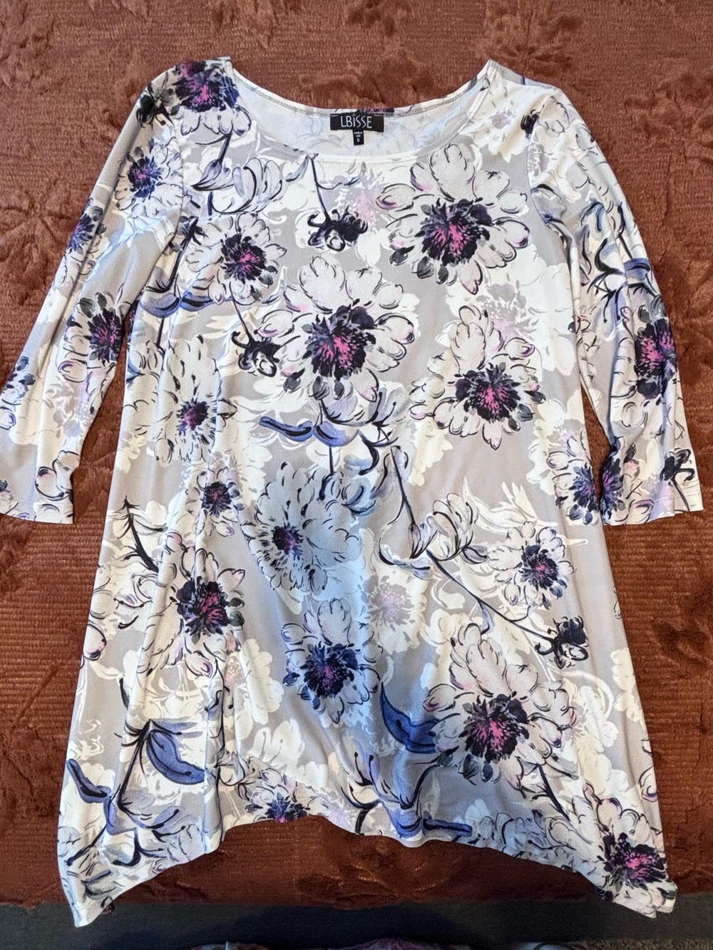 LBisse White Floral Scoop-Neck Tunic with Purple Accents